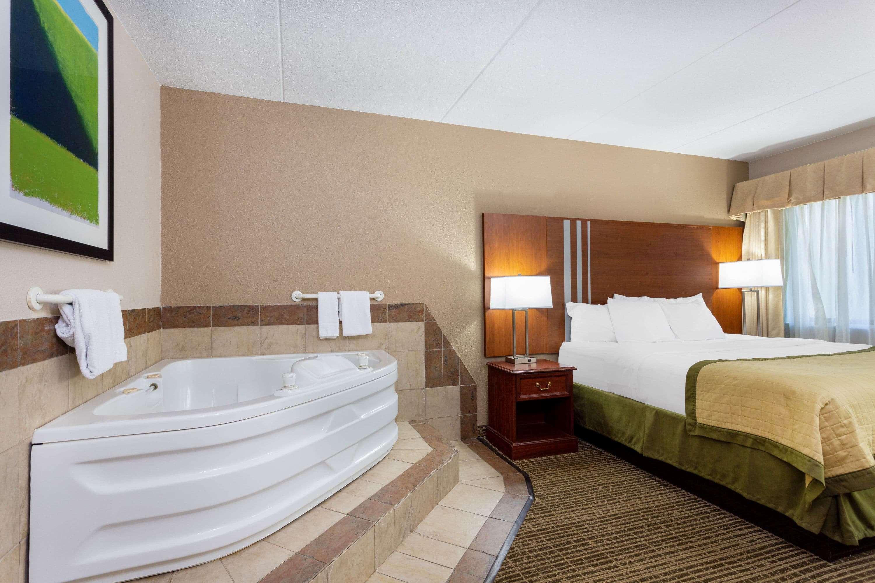 Hotel Baymont By Wyndham Elkhart Extérieur photo