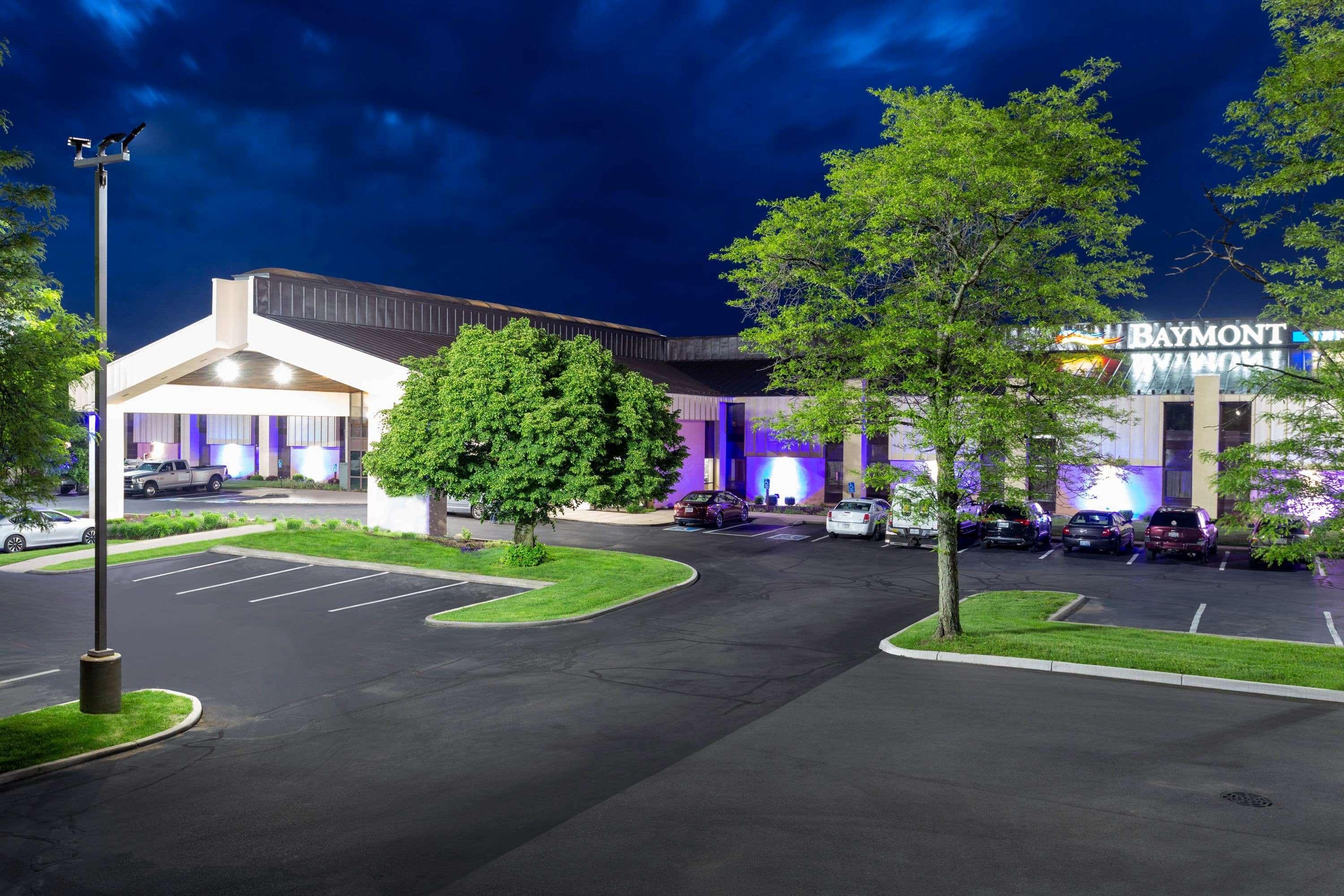Hotel Baymont By Wyndham Elkhart Extérieur photo
