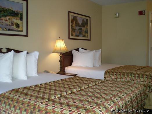 Hotel Baymont By Wyndham Elkhart Chambre photo